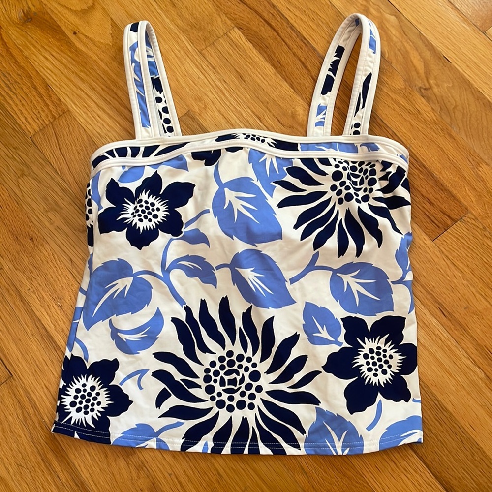 Lands’ End Underwire Tankini. Size 12. Blue/White Floral. GUC
